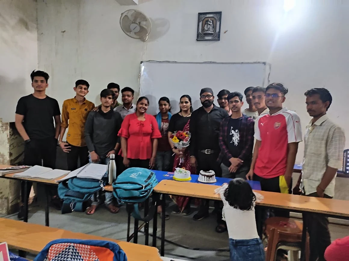 Icon Classes Agra Road Jaipur in Jaipur