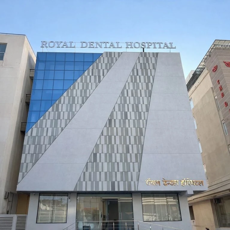 Royal Dental Clinic and Hospital Jaipur logo