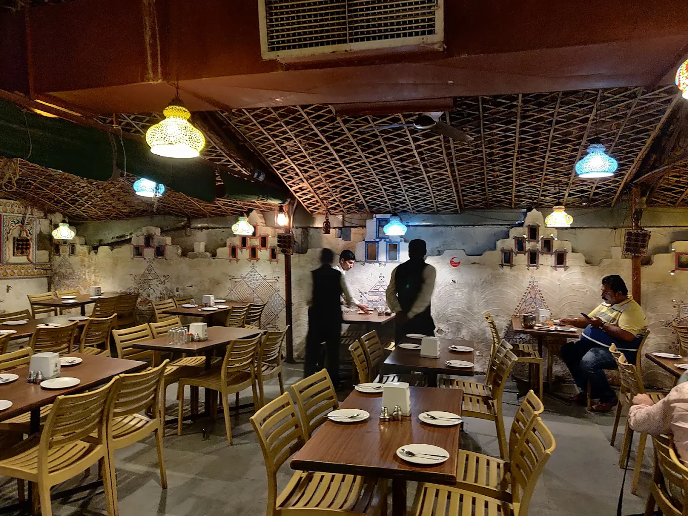 Handi Restaurant in Jaipur
